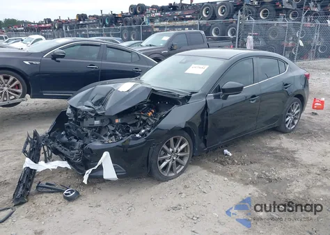 2018 Mazda Mazda3 Touring из США, поврежденный, VIN 3MZBN1V31JM248529